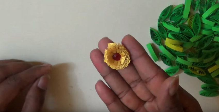 Cách làm tranh trang trí tuyệt đẹp theo phong cách Quilling