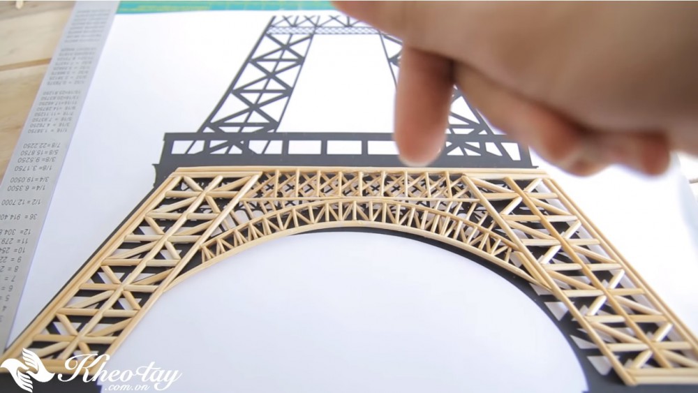 Chi tiết cách làm tháp Eiffel bằng tăm tre, có bản vẽ